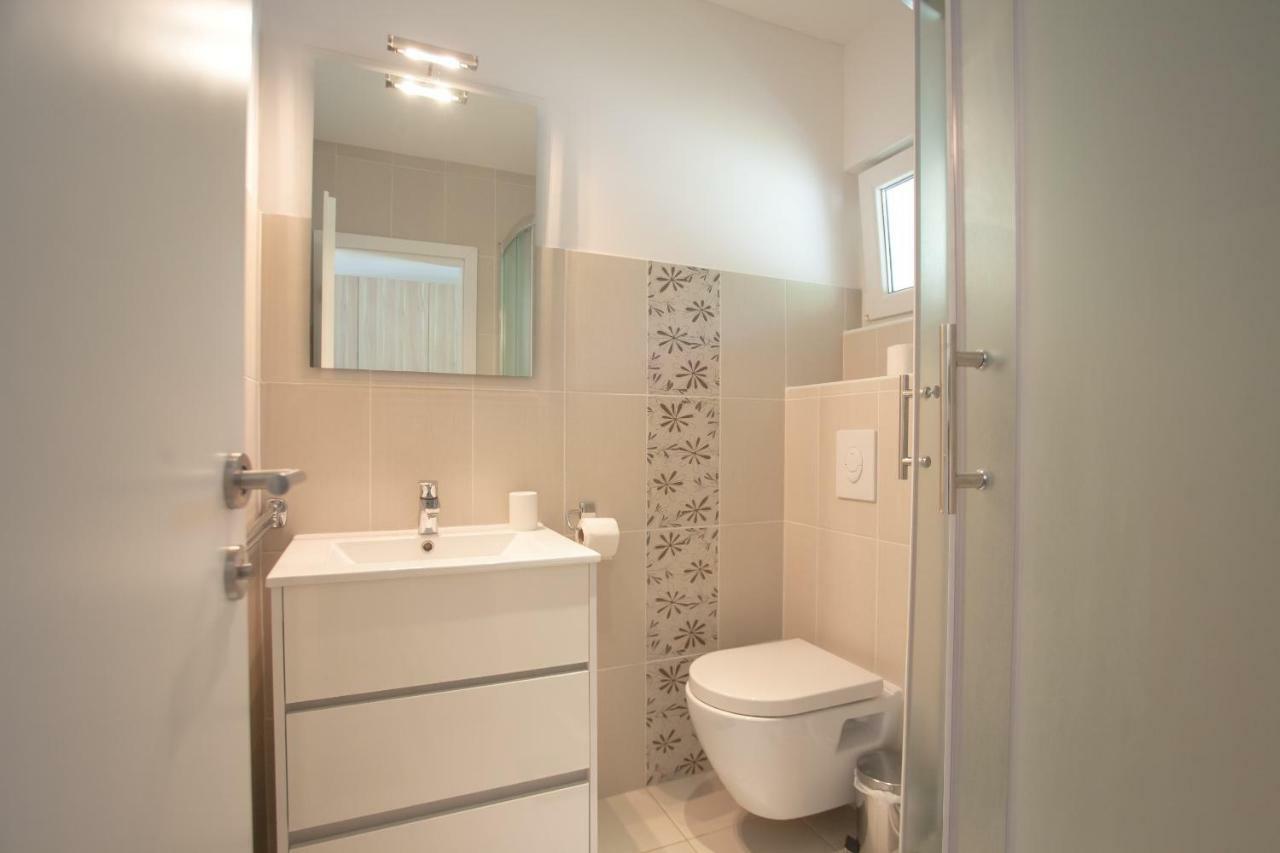 Studio Apartment - Seaview Premantura Exterior photo